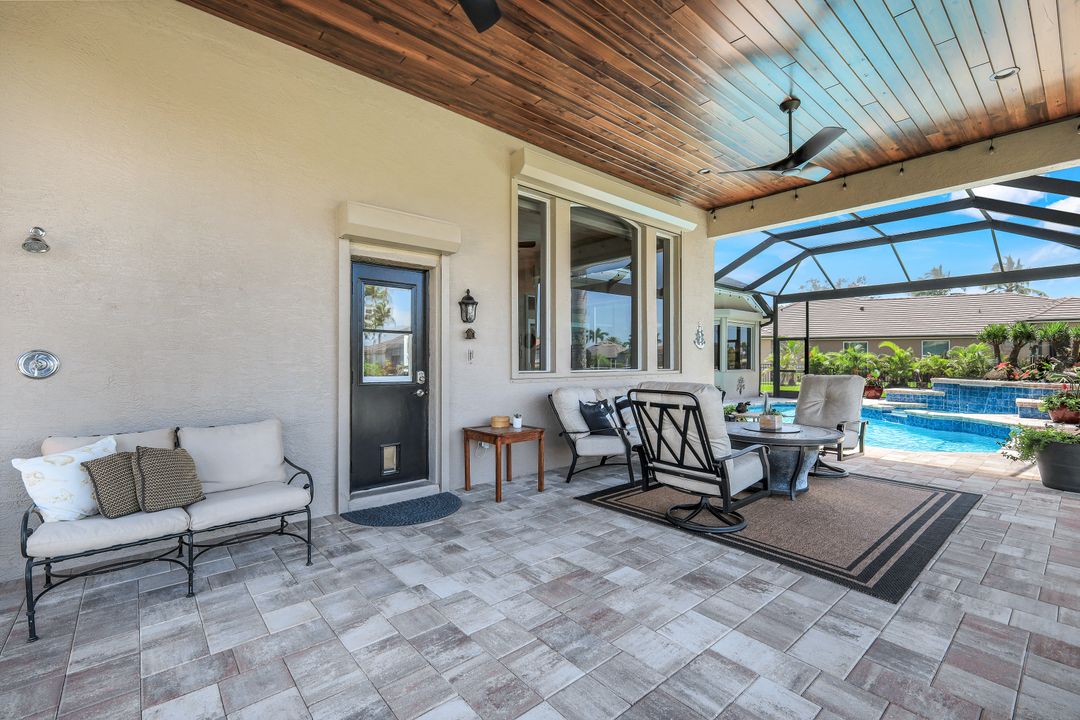 5606 Merlyn Ln, Cape Coral, FL 33914