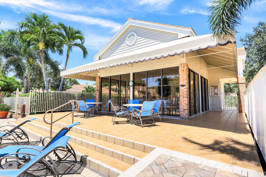 Turtle Bay Dr, Naples, FL 34108