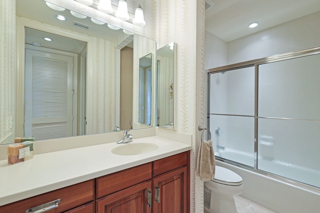 570 El Camino Real #5201, Naples, FL 34119