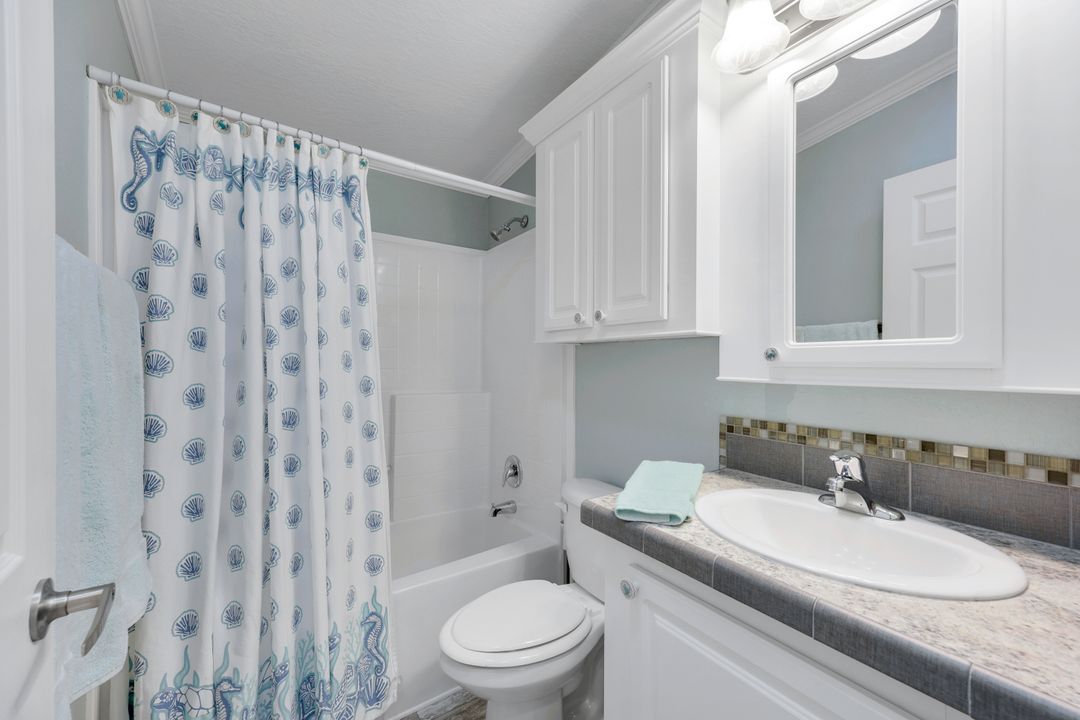 4620 Candlestick Ct E, Estero, FL 33928