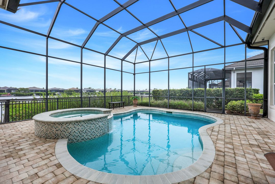 17210 Hidden Estates Cir, Fort Myers, FL 33908