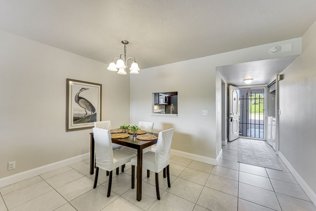3030 Binnacle Dr #101, Naples, FL 34103