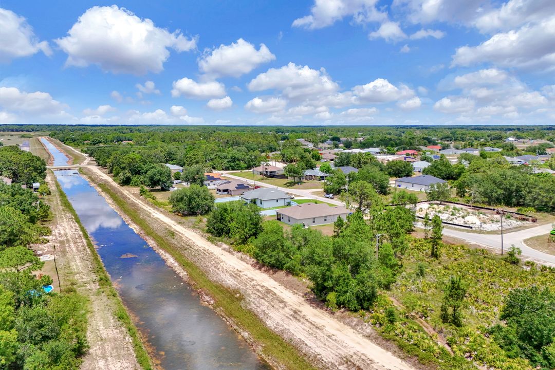 2201 Tena Ave N, Lehigh Acres, FL 33971