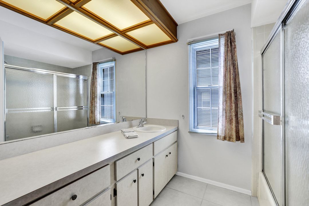 421 Cottage Ct, Marco Island, FL 34145