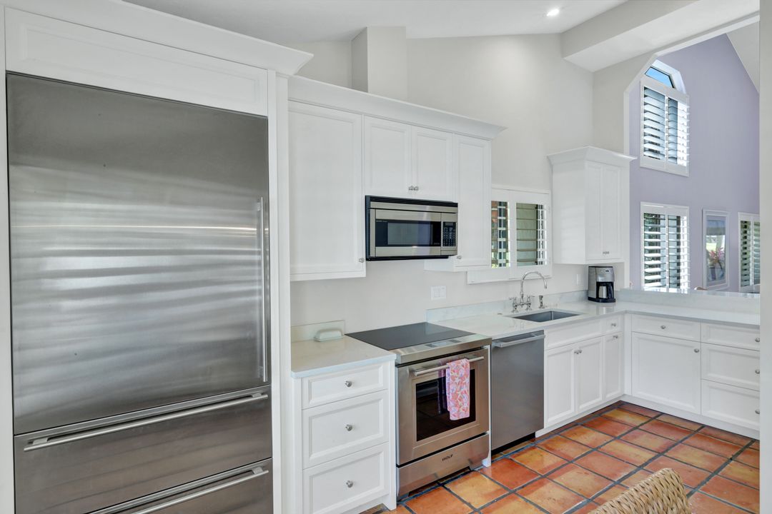 202 Bears Paw Trail, Naples, FL 34105