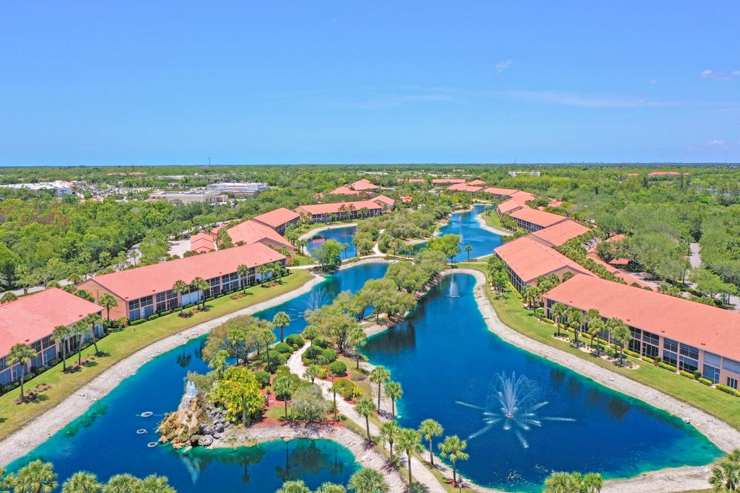 6730 Beach Resort Dr #12, Naples, FL 34114