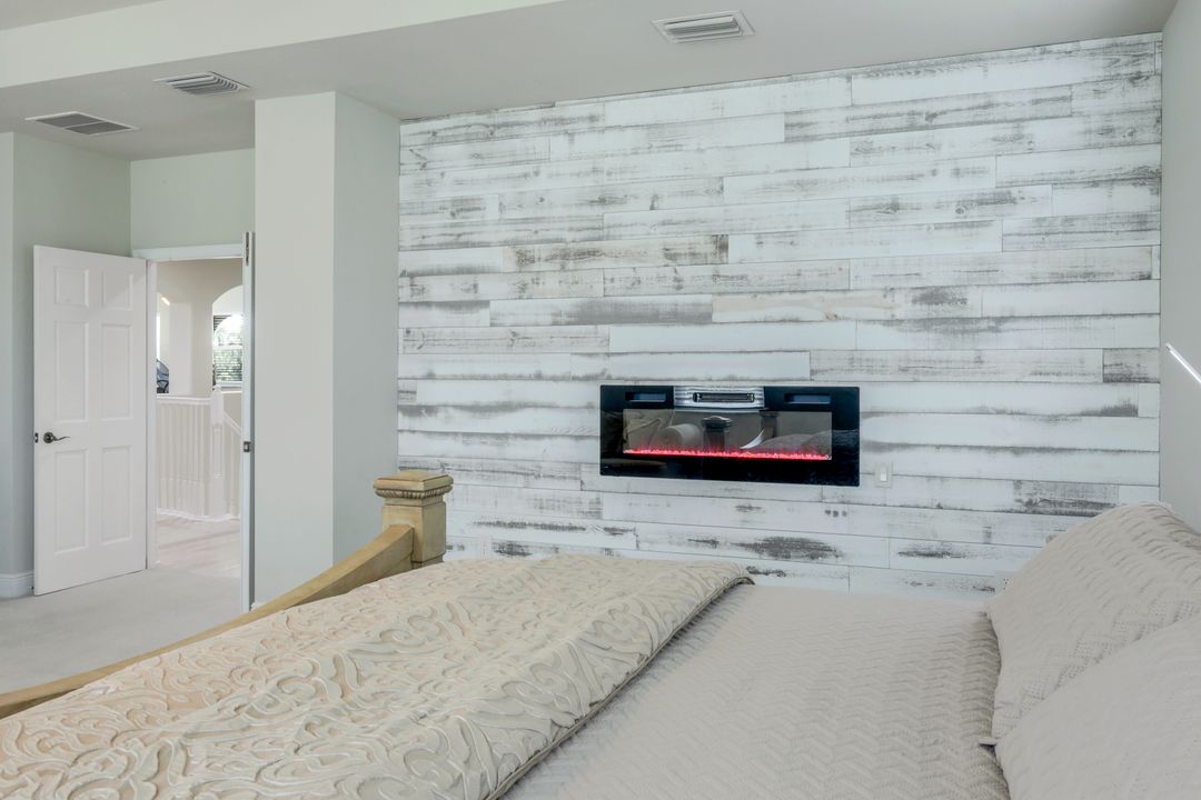 1776 Birdie Dr, Naples, FL 34120