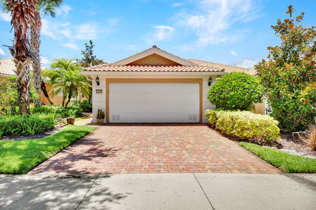 28820 Xenon Way, Bonita Springs, FL 34135