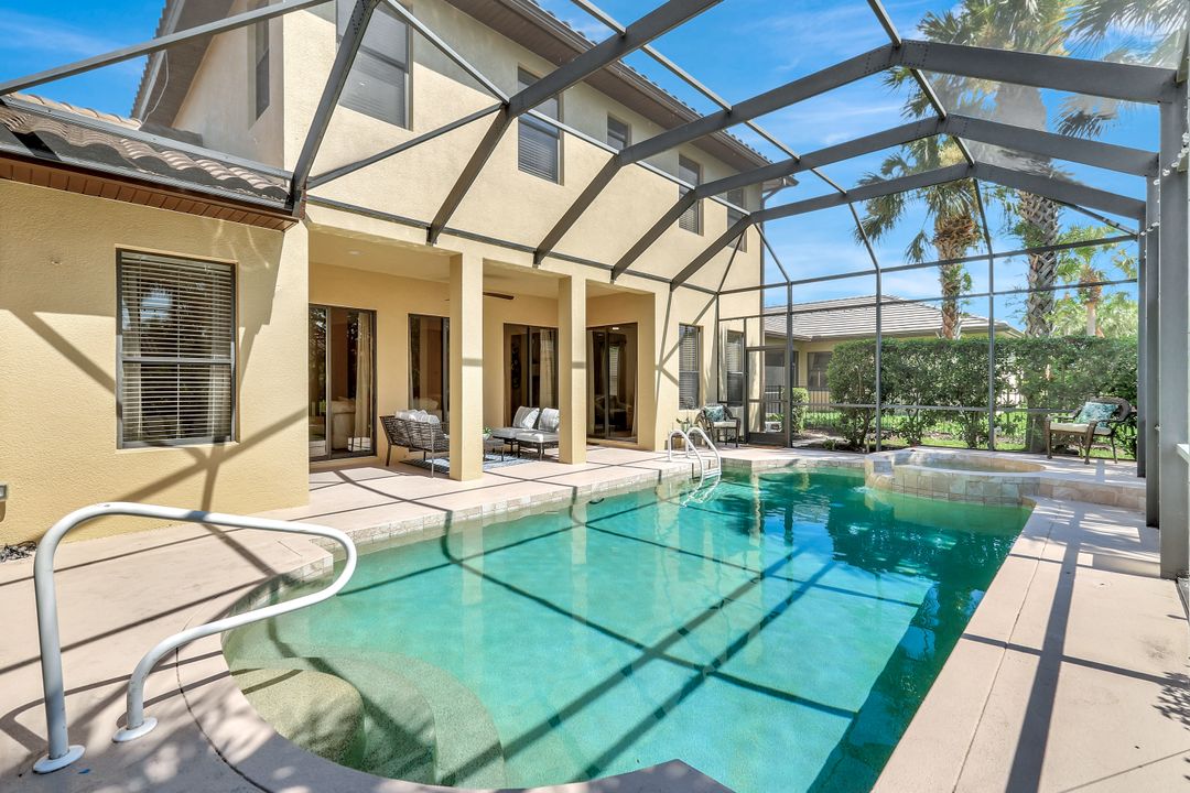 12693 Kentwood Ave, Fort Myers, FL 33913