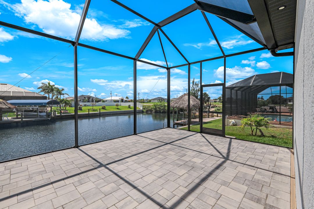 1613 NW 39th Ave, Cape Coral, FL 33993