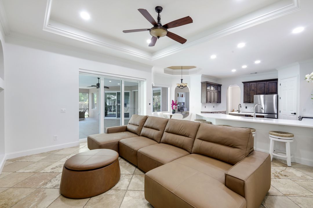 3223 4th Ave NE, Naples, FL 34120