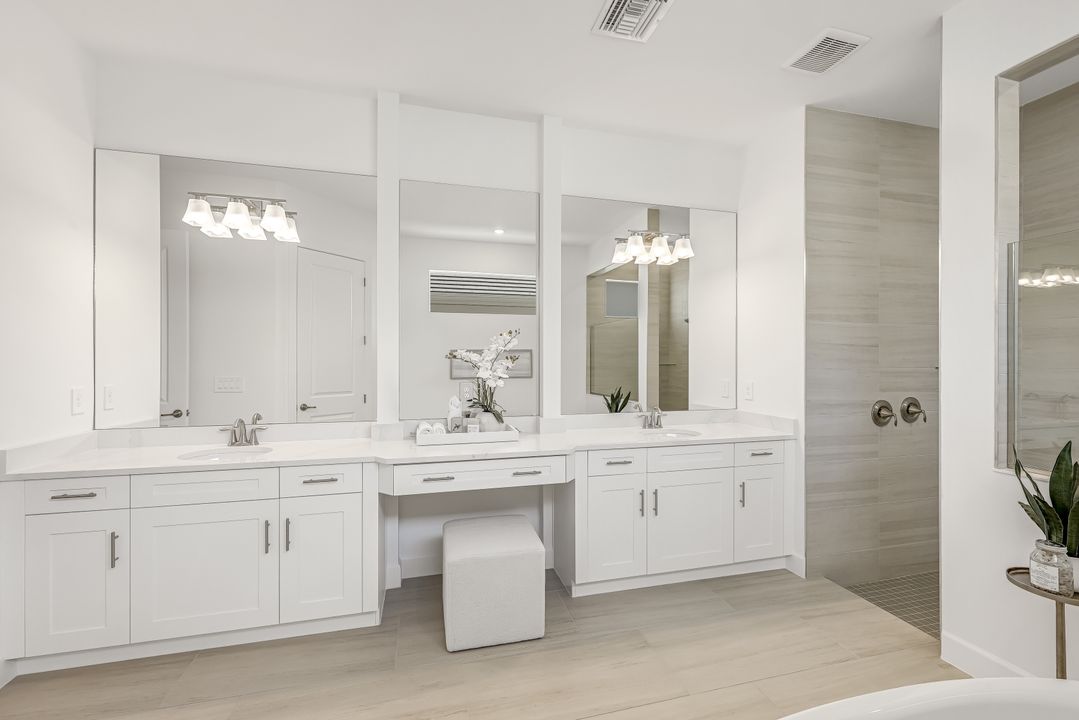 17338 Blue Sapphire Dr, Fort Myers, FL 33913