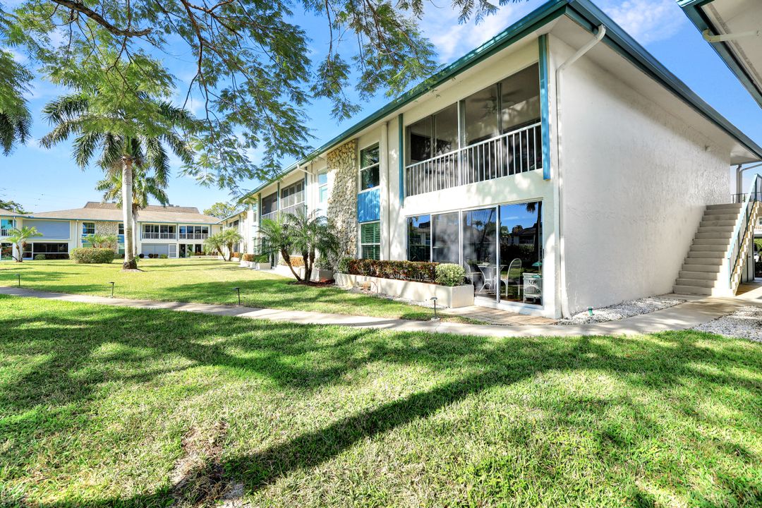 325 Charlemagne Blvd #C204, Naples, FL 34112