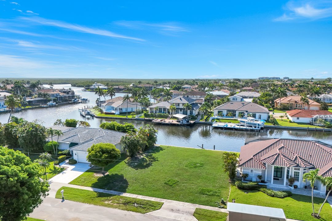 1889 Woodbine Ct, Marco Island, FL 34145