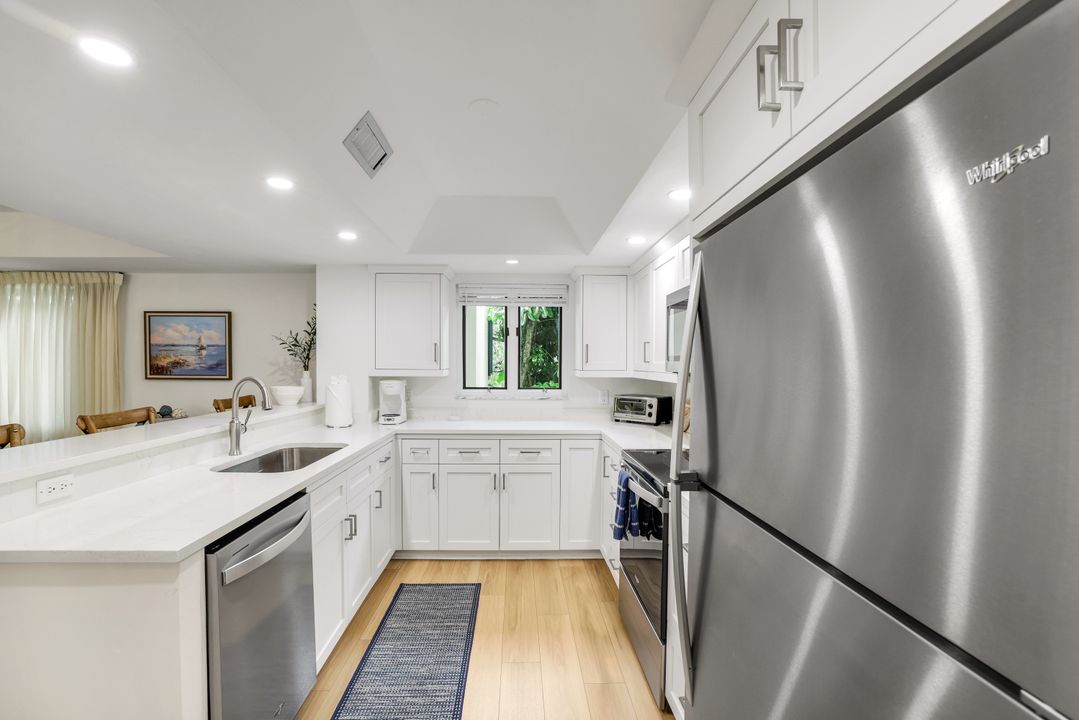 1641 Spoonbill Ln #B, Naples, FL 34105