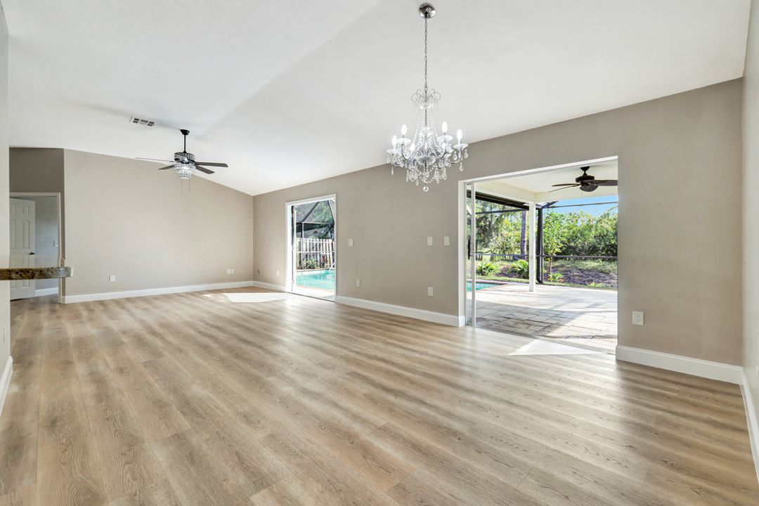 3650 Kent Dr, Naples, FL 34112