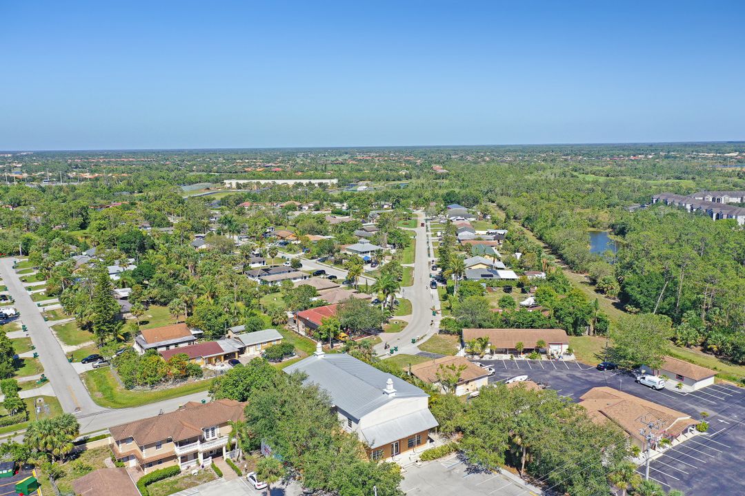 11387 Tamiami Trail E, Naples, FL 34113