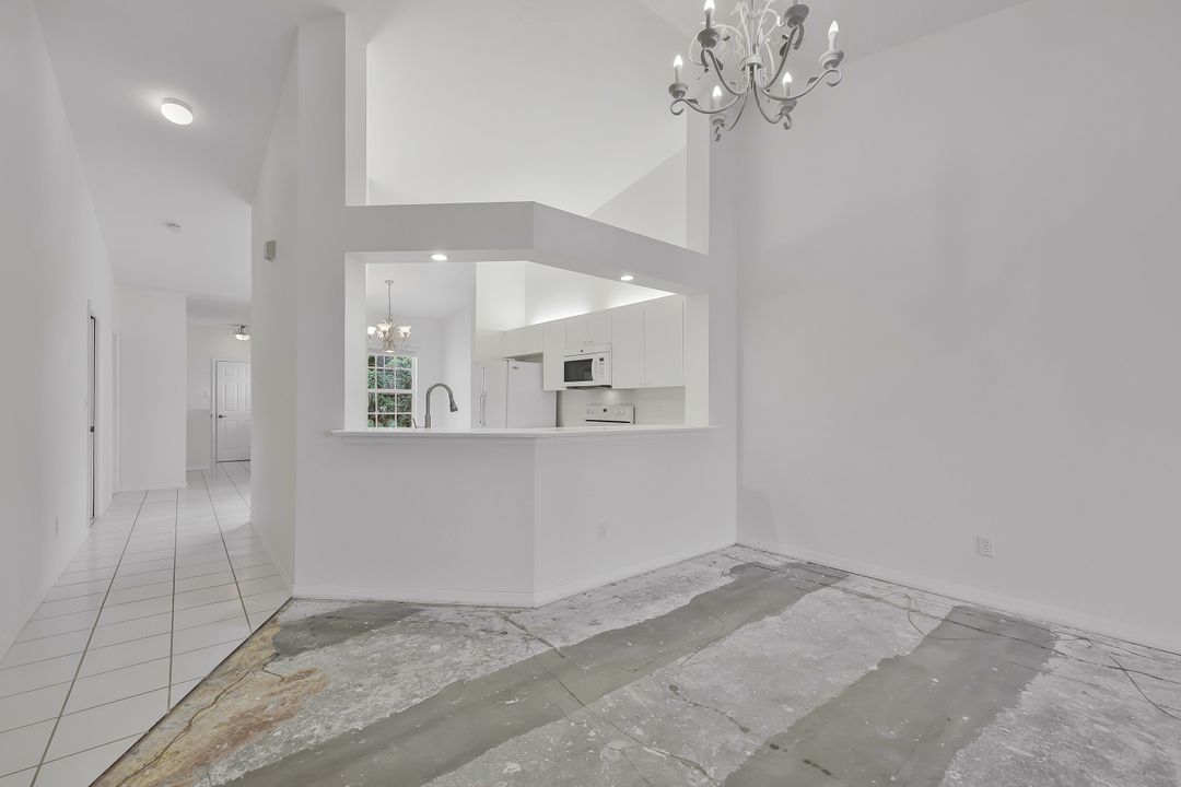 3420 W Crown Pointe Blvd #202, Naples, FL 34112