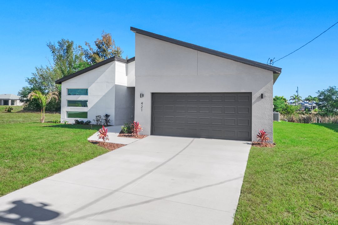 421 NE 19th Terrace, Cape Coral, FL 33909