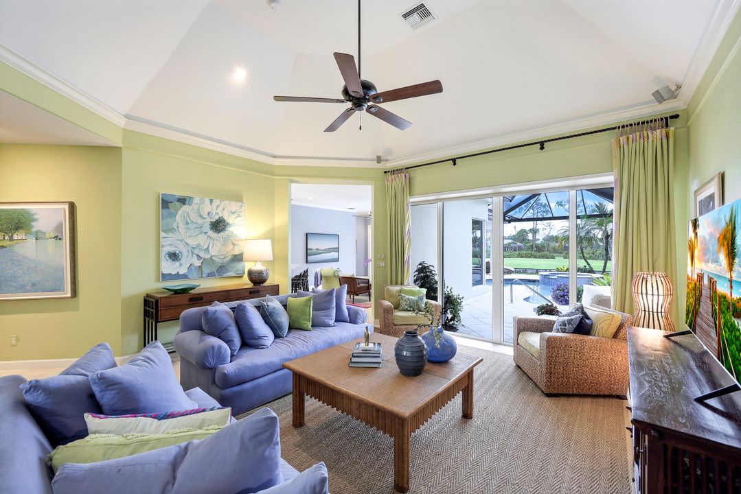 3671 Olde Cottage Ln, Bonita Springs, FL 34134