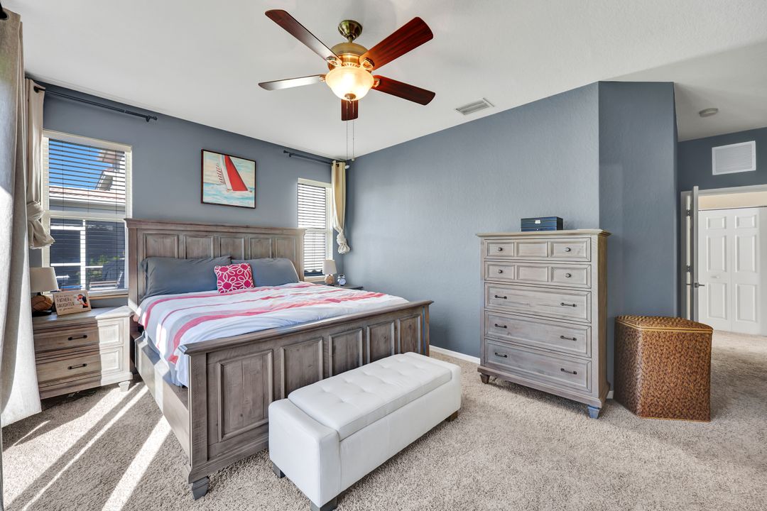 9262 Chestnut Tree Loop, Fort Myers, FL 33967
