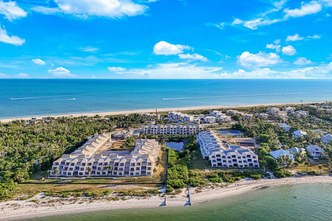 200 Periwinkle Way #214, Sanibel, FL 33957