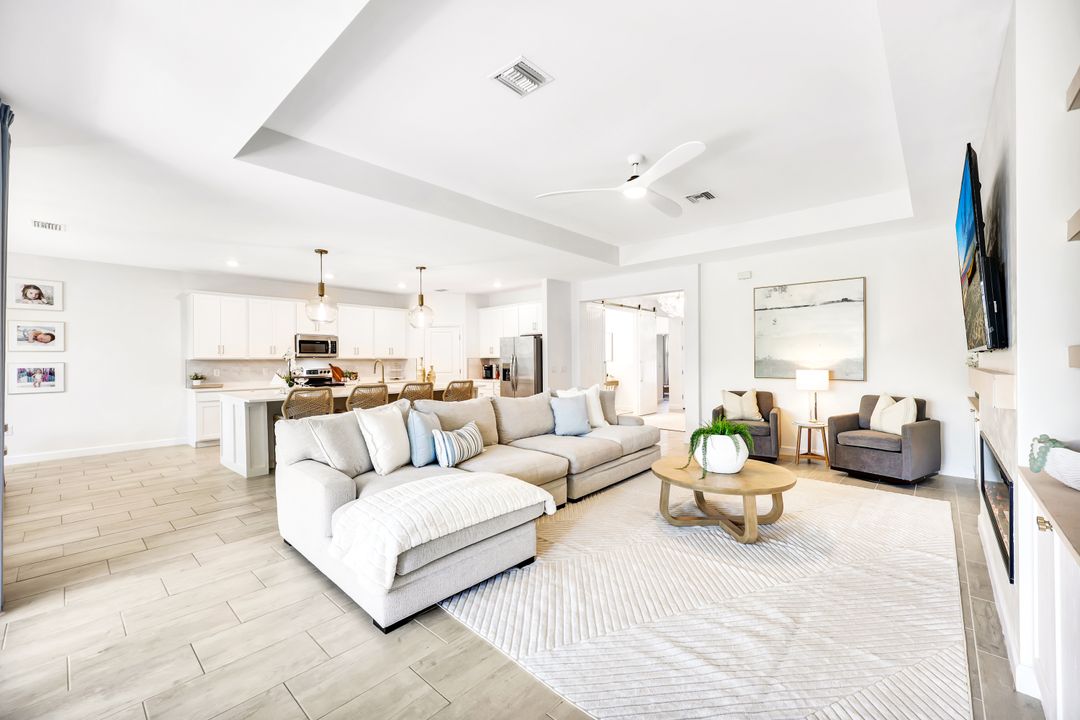 11356 Canopy Loop, Fort Myers, FL 33913