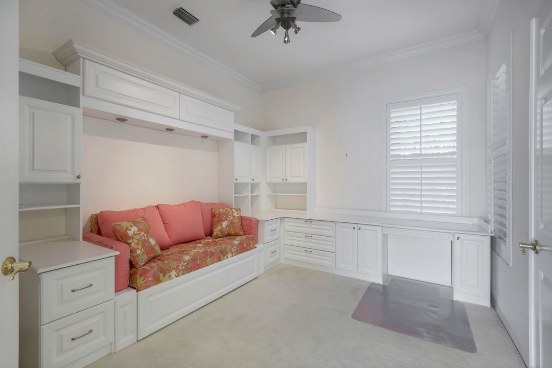 4970 Bollard Ct, Naples, FL 34112