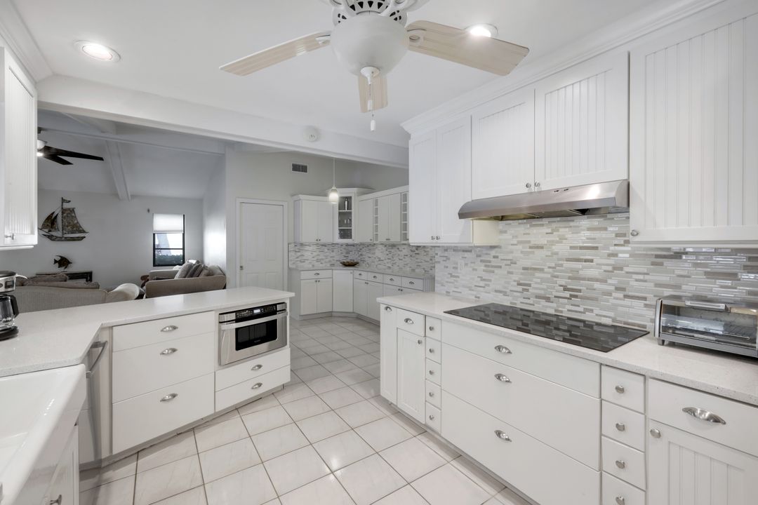 1528 SW 52nd Ln, Cape Coral, FL 33914