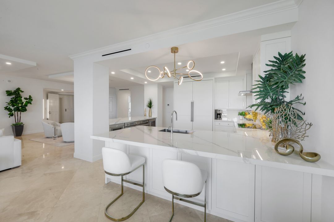 275 Indies Way #1503, Naples, FL 34110