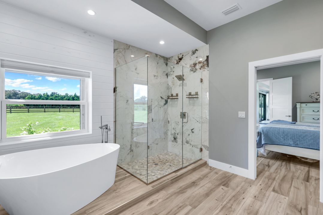 19080 Parkinson Rd, Alva, FL 33920