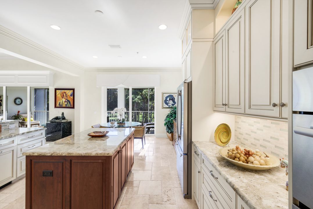 12014 Covent Garden Ct #202, Naples, FL 34120