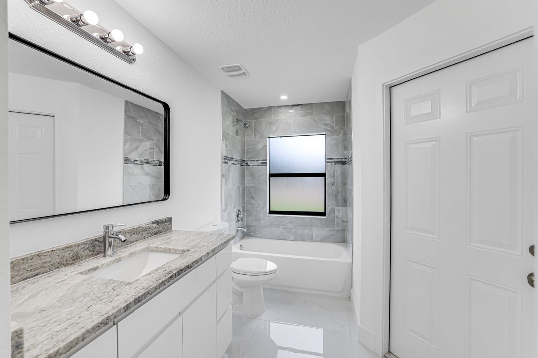 1207 Desoto Ave, Lehigh Acres, FL 33972