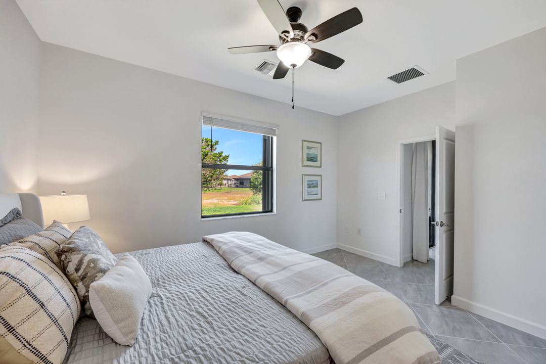 13842 Hunter Oak Dr, Fort Myers, FL 33913