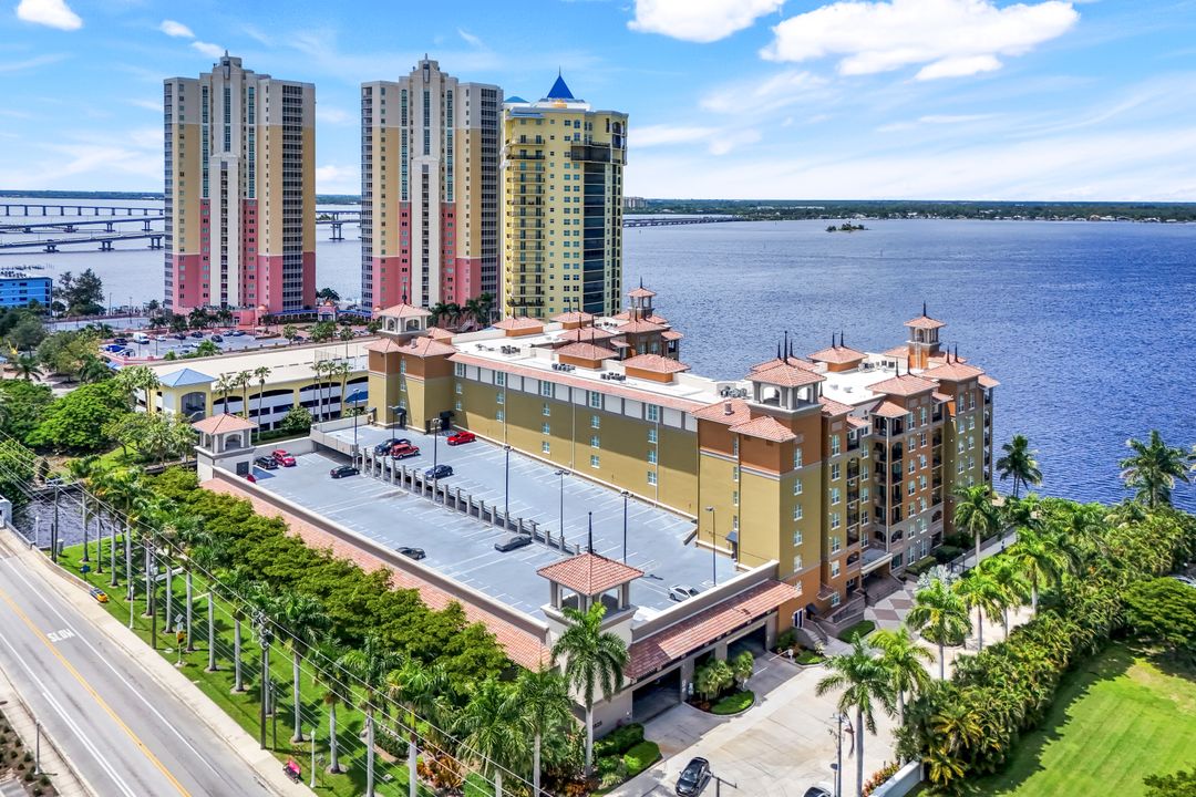 2825 Palm Beach Blvd #316, Fort Myers, FL 33916
