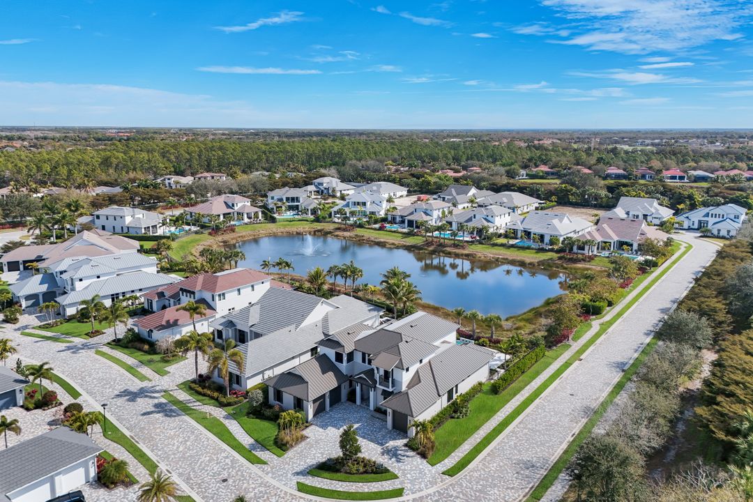 16728 Enclave Cir, Naples, FL 34110