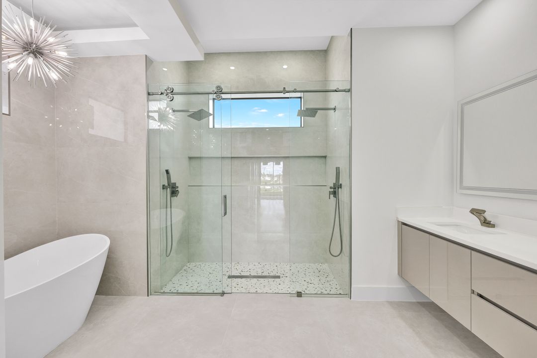 1901 NW 27th St, Cape Coral, FL 33993