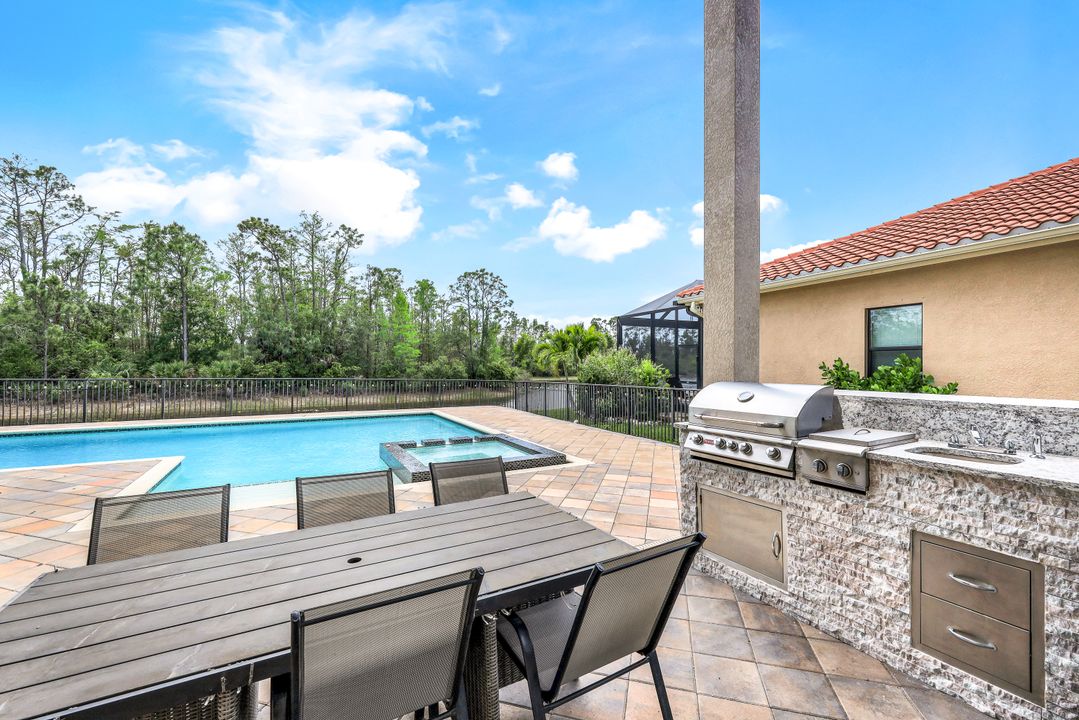 10059 Chesapeake Bay Dr, Fort Myers, FL 33913