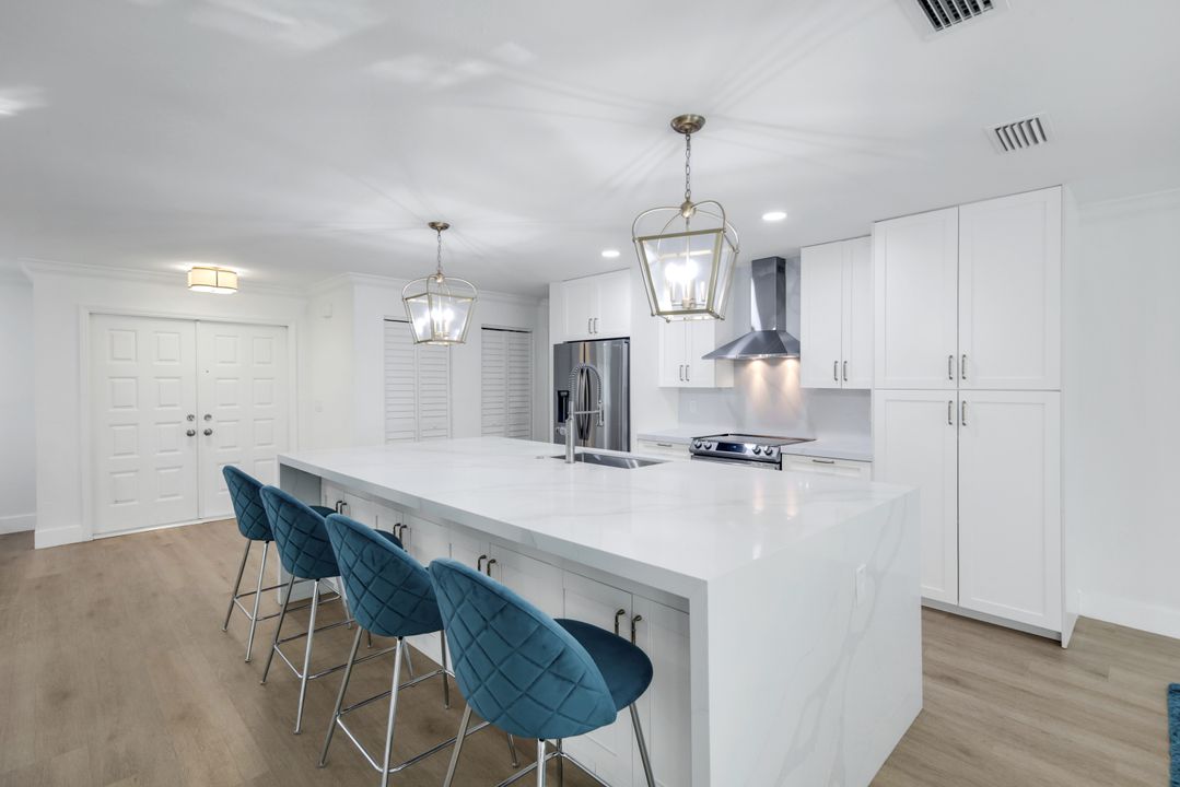 27153 Edenbridge Ct, Bonita Springs, FL 34135