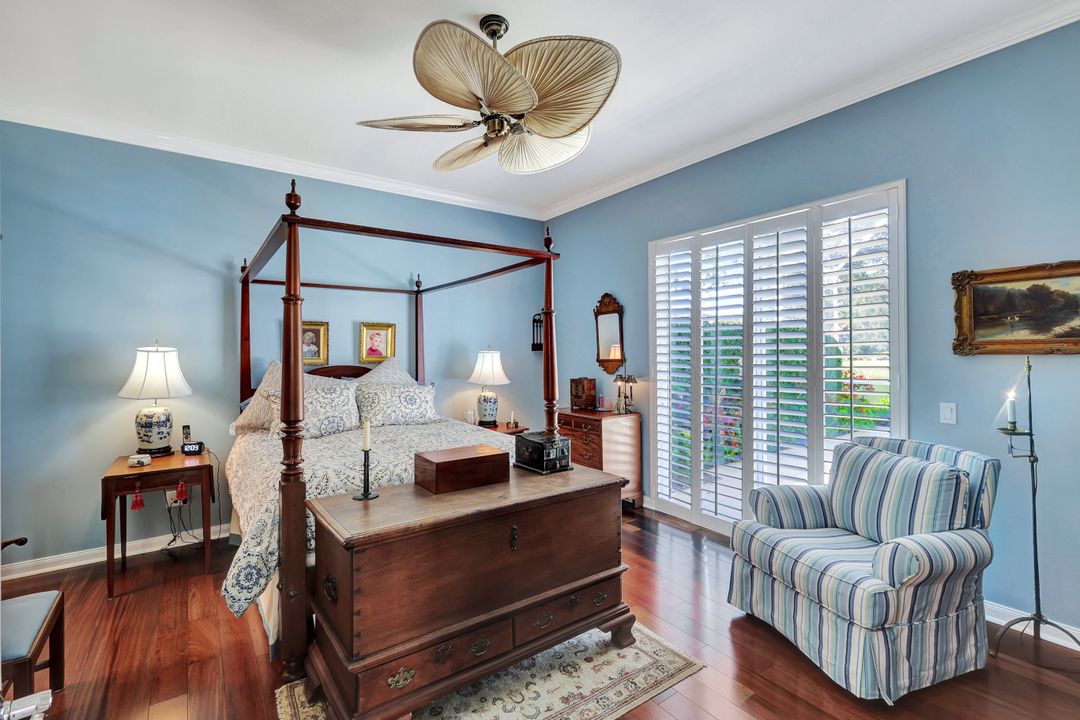 2914 Gilford Way, Naples, FL 34119