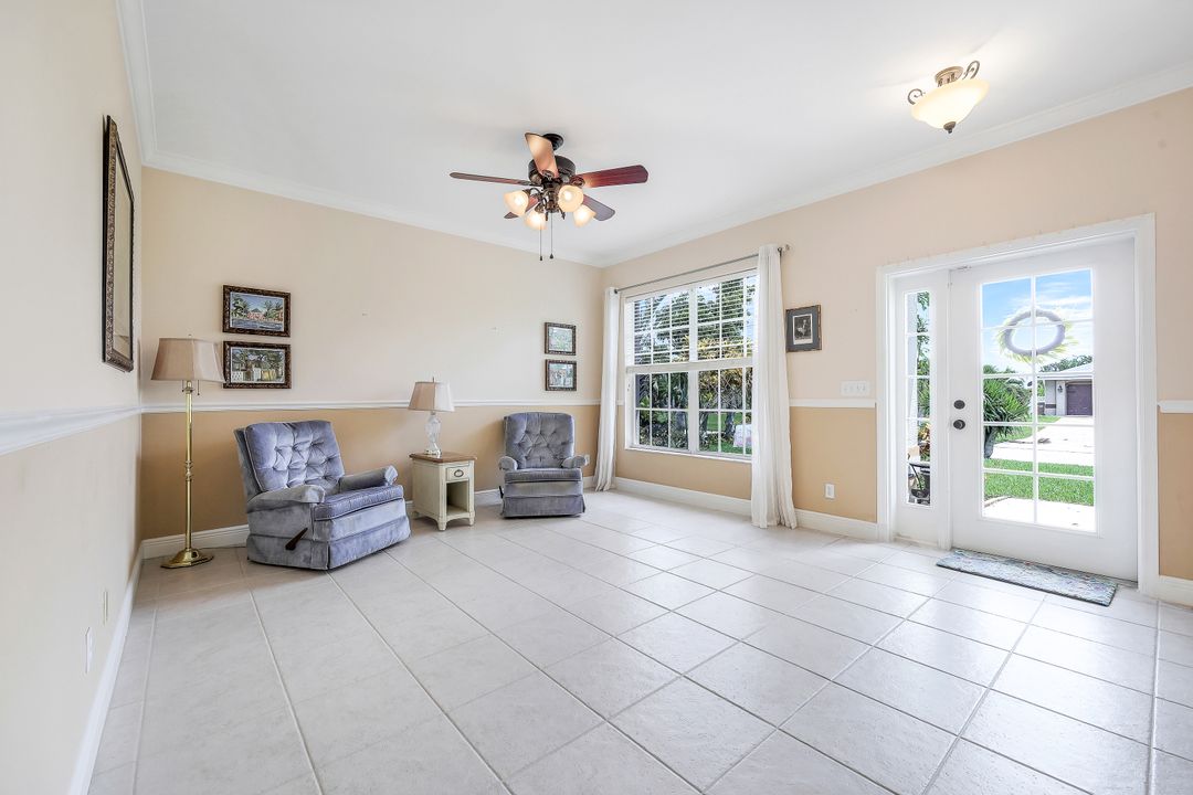 1802 SW 2nd Ave, Cape Coral, FL 33991