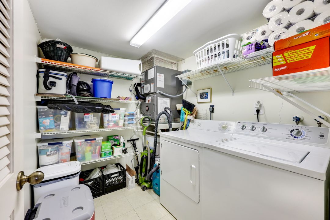 4200 Belair Ln #302, Naples, FL 34103