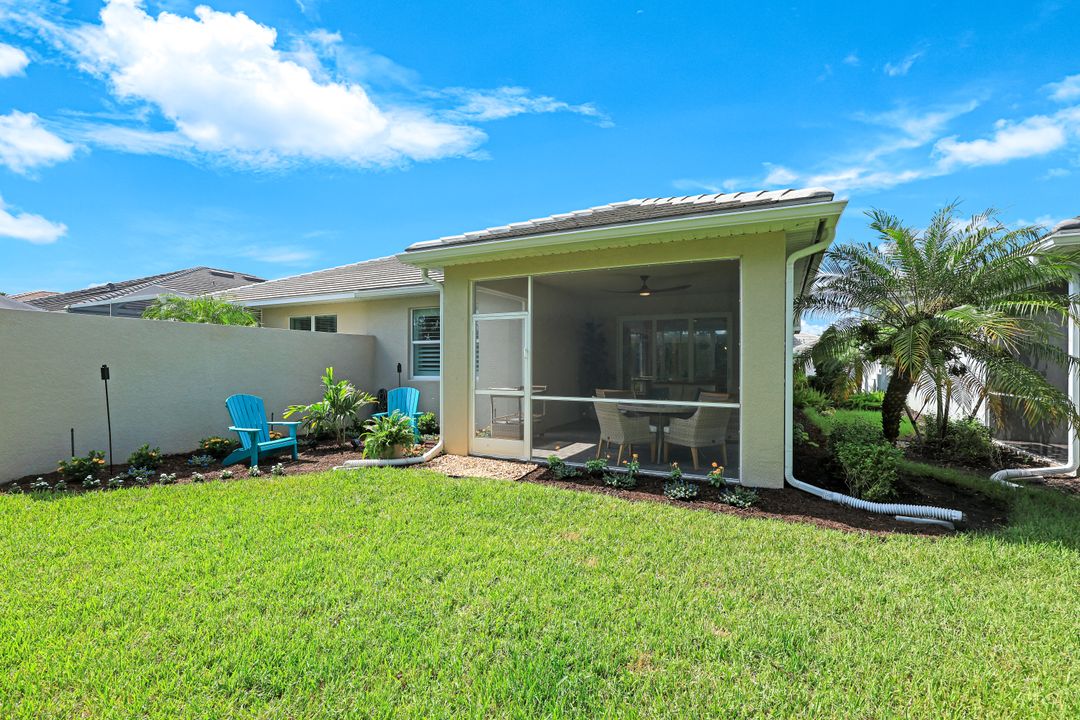 10763 Manatee Key Ln, Estero, FL 33928