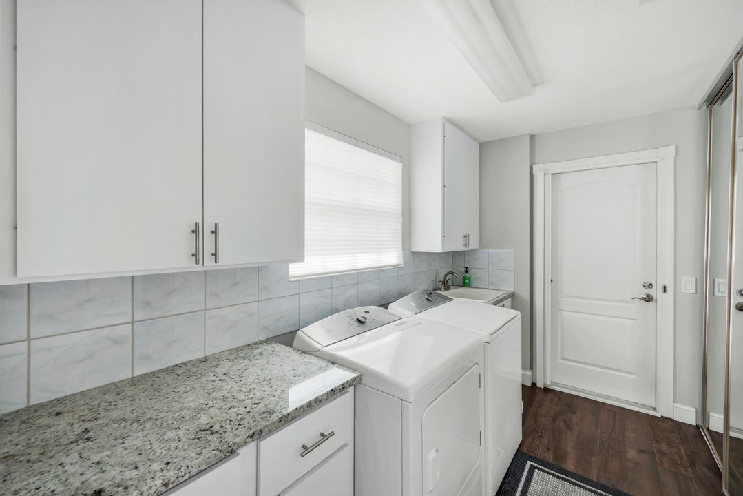 3604 El Verdado Ct, Naples, FL 34109