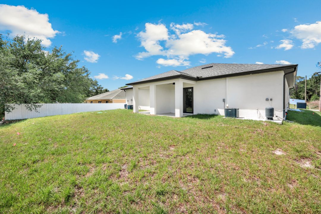 521 Lillon Ave S, Lehigh Acres, FL 33974