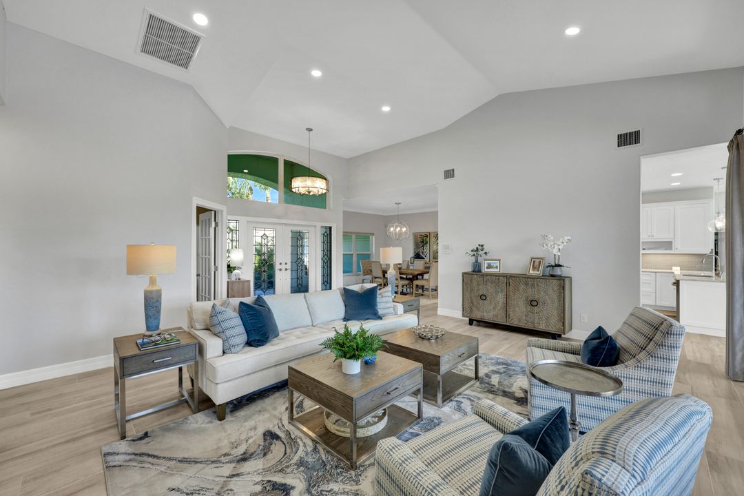 25011 Goldcrest Dr, Bonita Springs, FL 34134