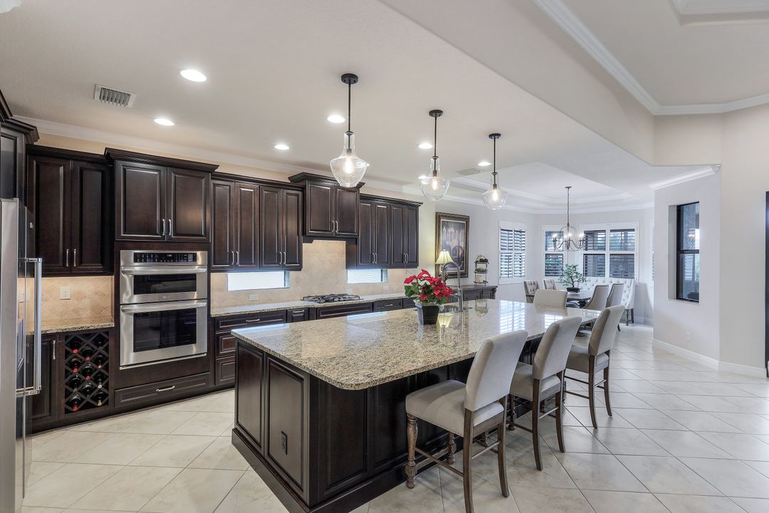 9973 Alhambra Ln, Bonita Springs, FL 34135