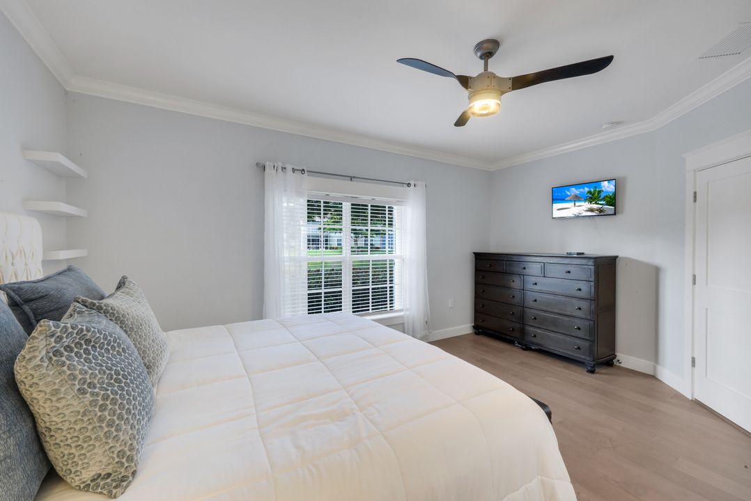 6355 Lexington Ct #102, Naples, FL 34110