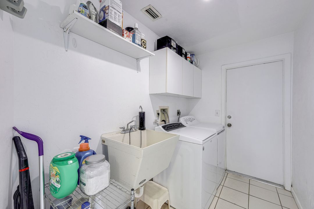 53 Madagascar Ct, Marco Island, FL 34145