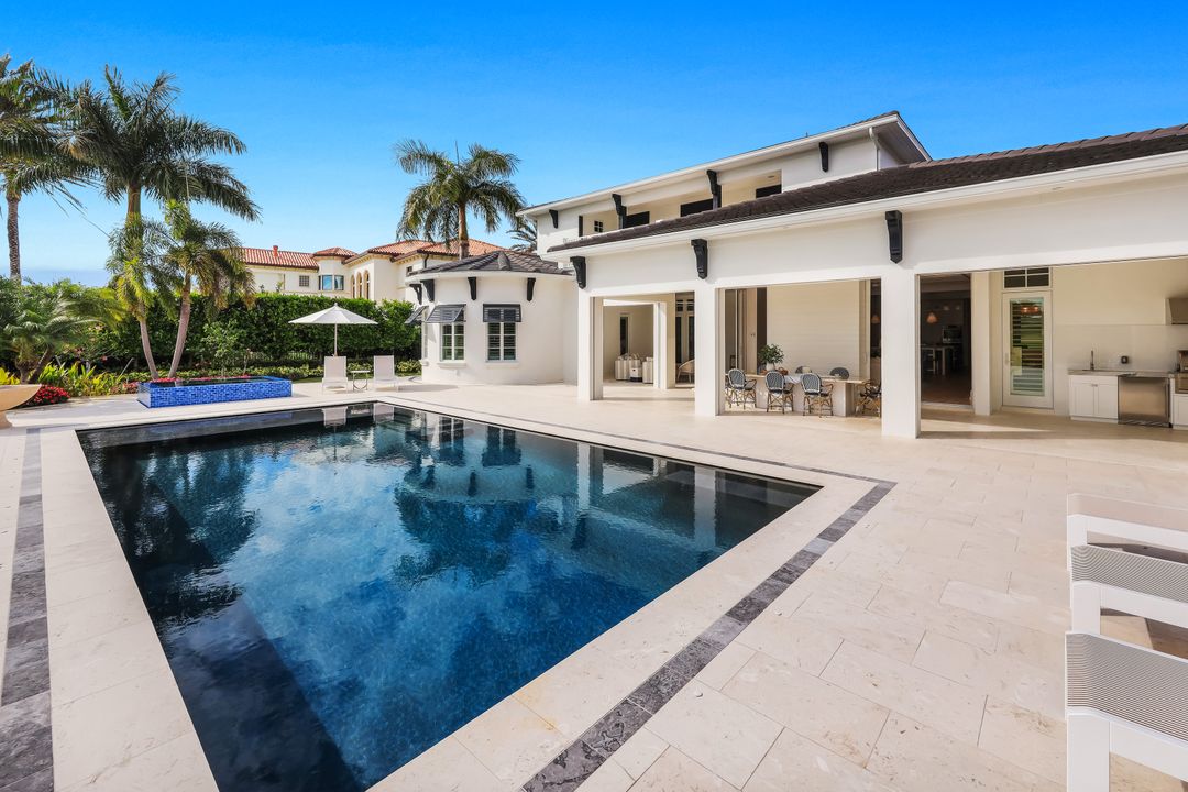 16744 Prato Way, Naples, FL 34110